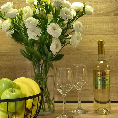 Aurora Apartment , In The Heart Of Атина Екстериор снимка