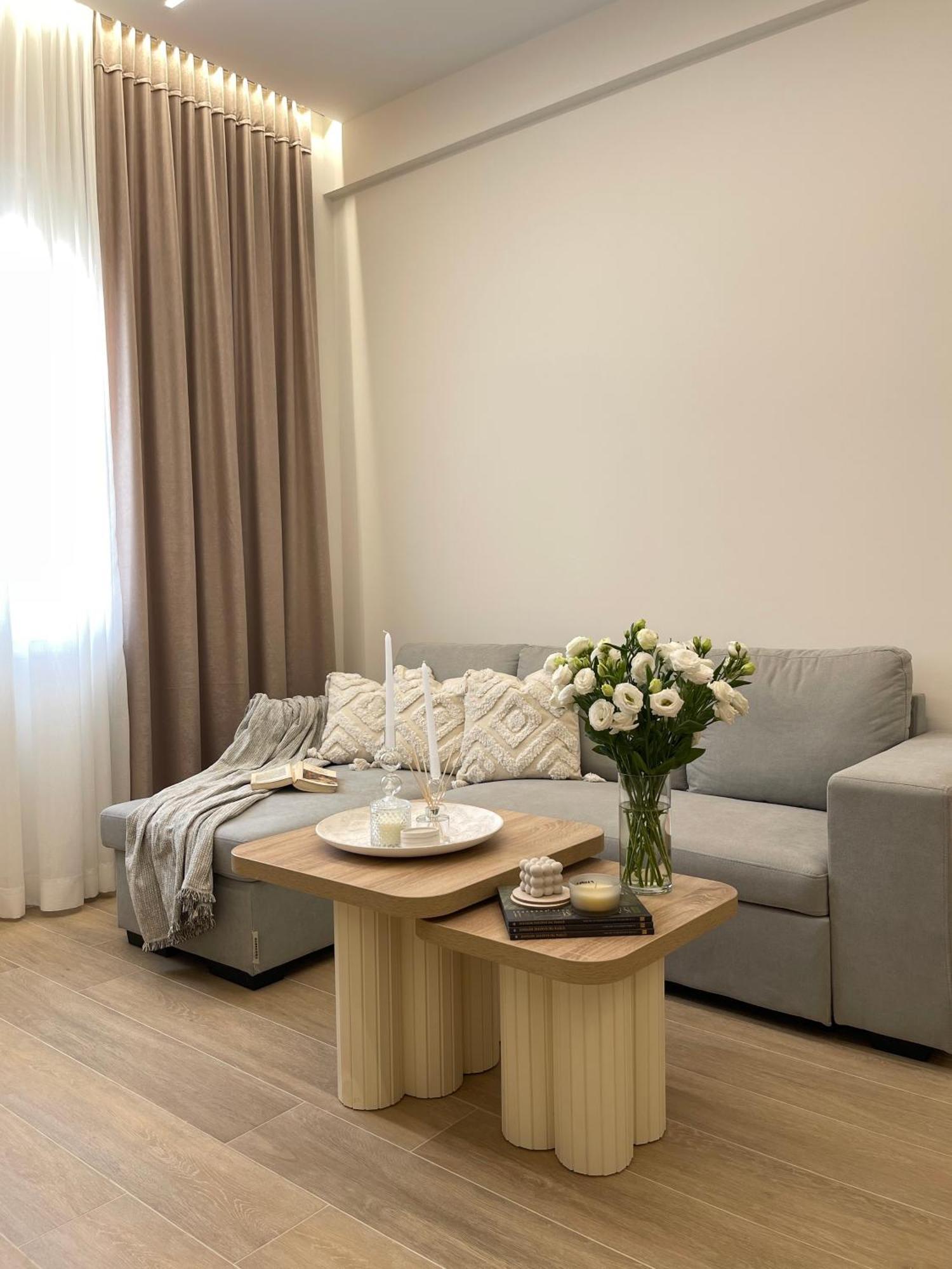 Aurora Apartment , In The Heart Of Атина Екстериор снимка