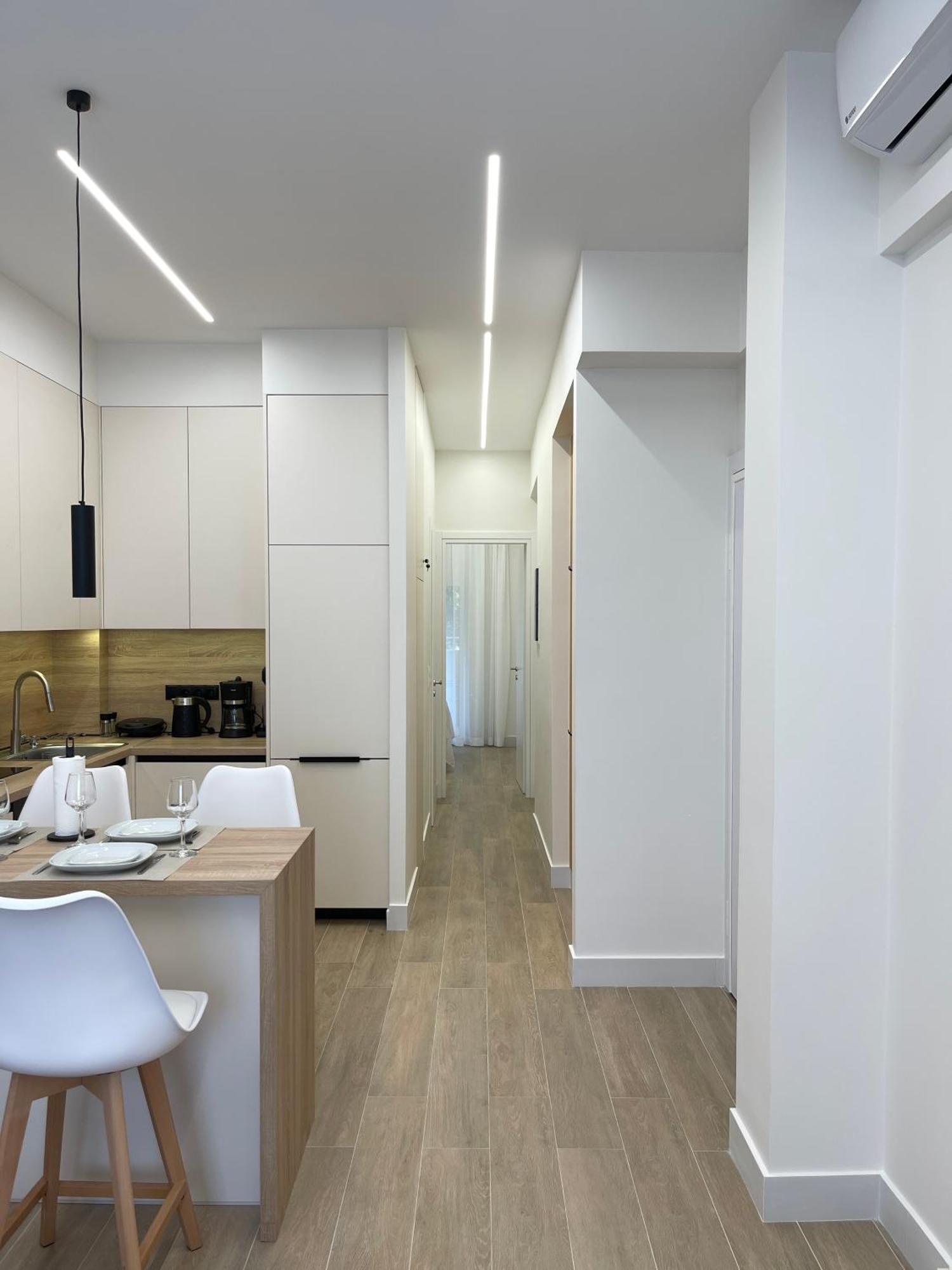 Aurora Apartment , In The Heart Of Атина Екстериор снимка